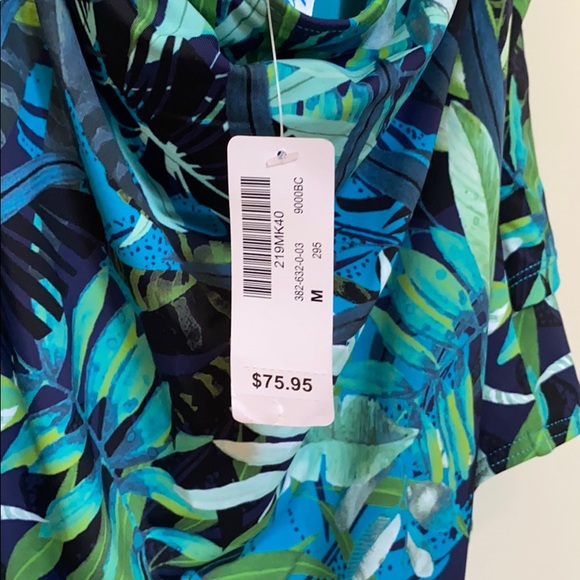 NWT La Vie En Rose Halter Swimsuit 🩱 - Picture 10 of 15